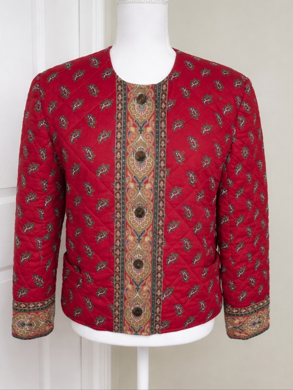 VERA BRADLEY Vintage VTG 1991 Apple Red Paisley Quilted Jacket Boxy Crop